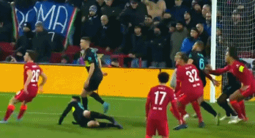 拉菲尼亚归来，巴萨重振雄风