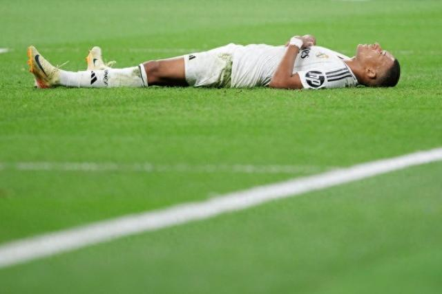 伊劳拉：我当然希望塞梅尼奥留队，但有些情况我们无法掌控（伊劳拉：盼塞梅尼奥留队，但有些事不由我们决定）