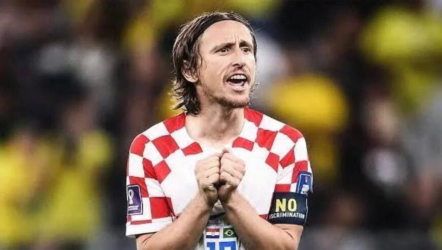 山东U20主帅韩鹏：跟球迷说声抱歉；前场没人，确实是尽力了