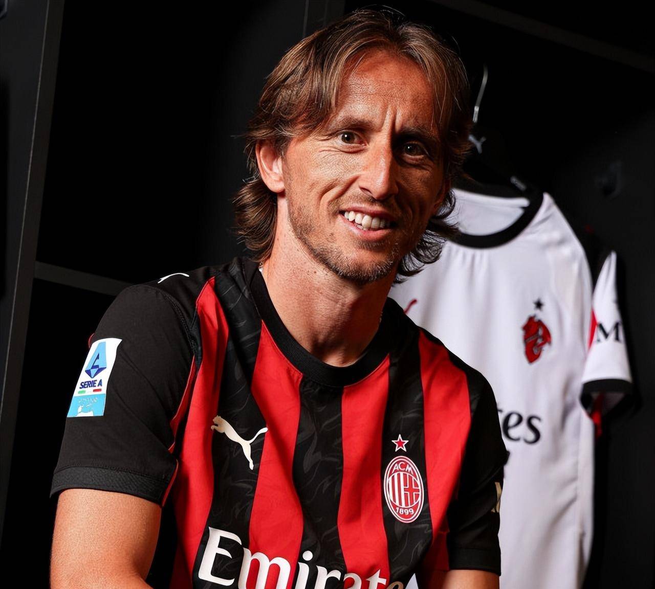 中国篮球笑话！CBA临开赛三天仍没转播商 难道只有现场观众看