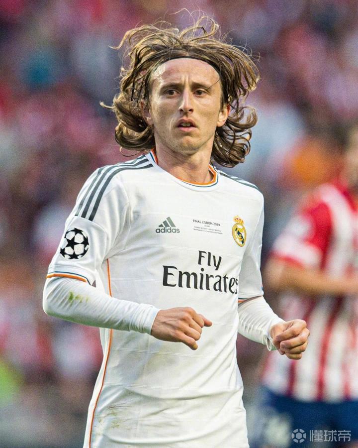 深圳队压哨绝杀引全场沸腾