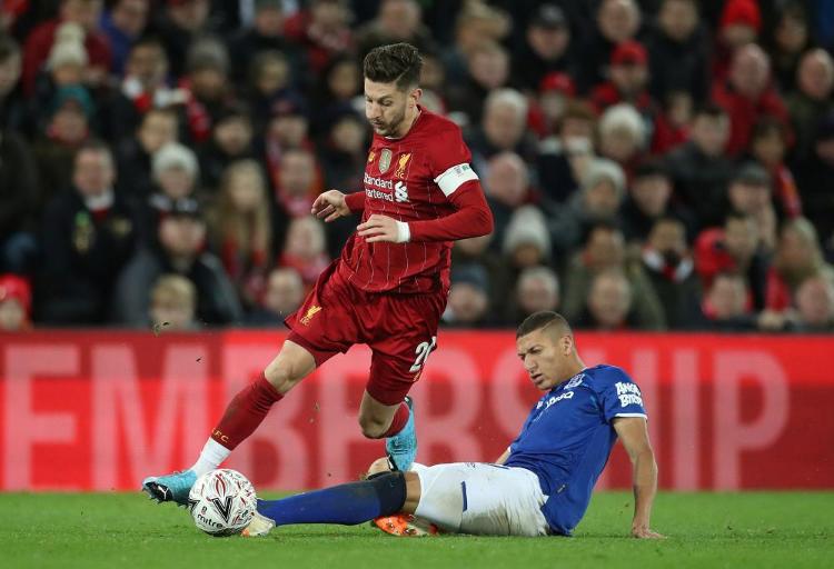 TA：巴萨防守存在问题，但弗里克无意放弃高位防线的战术